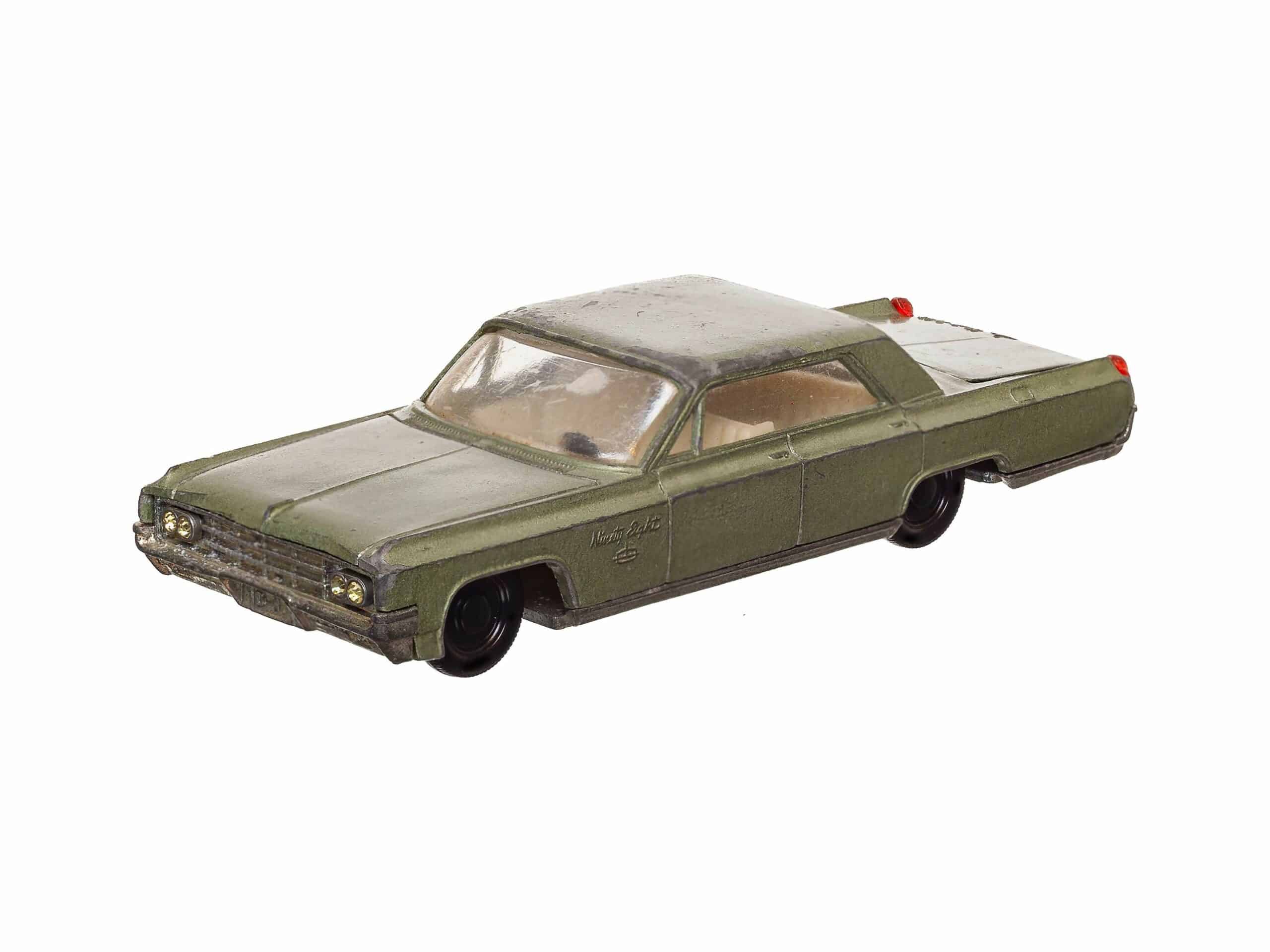 Siku V245 Oldsmobile 98 Holiday Sports Coupe 1 Siku V245 Oldsmobile 98 Holiday Sports Coupe
