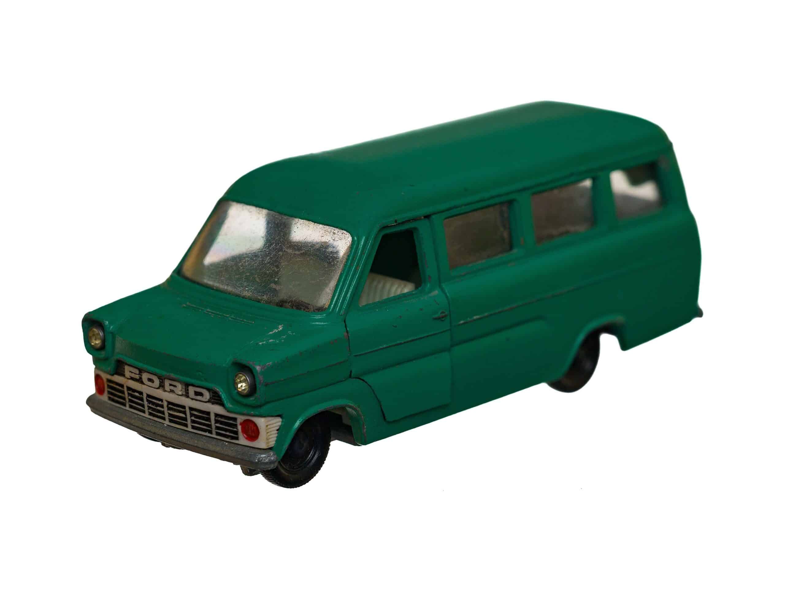 Siku V268 Ford Transit Kombi 1 Siku V268 Ford Transit Kombi