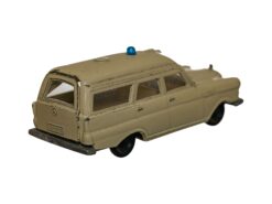 Siku V233 Binz Krankenwagen (Mercedes) 4 Siku V233 Binz Krankenwagen (Mercedes) – Bild 2