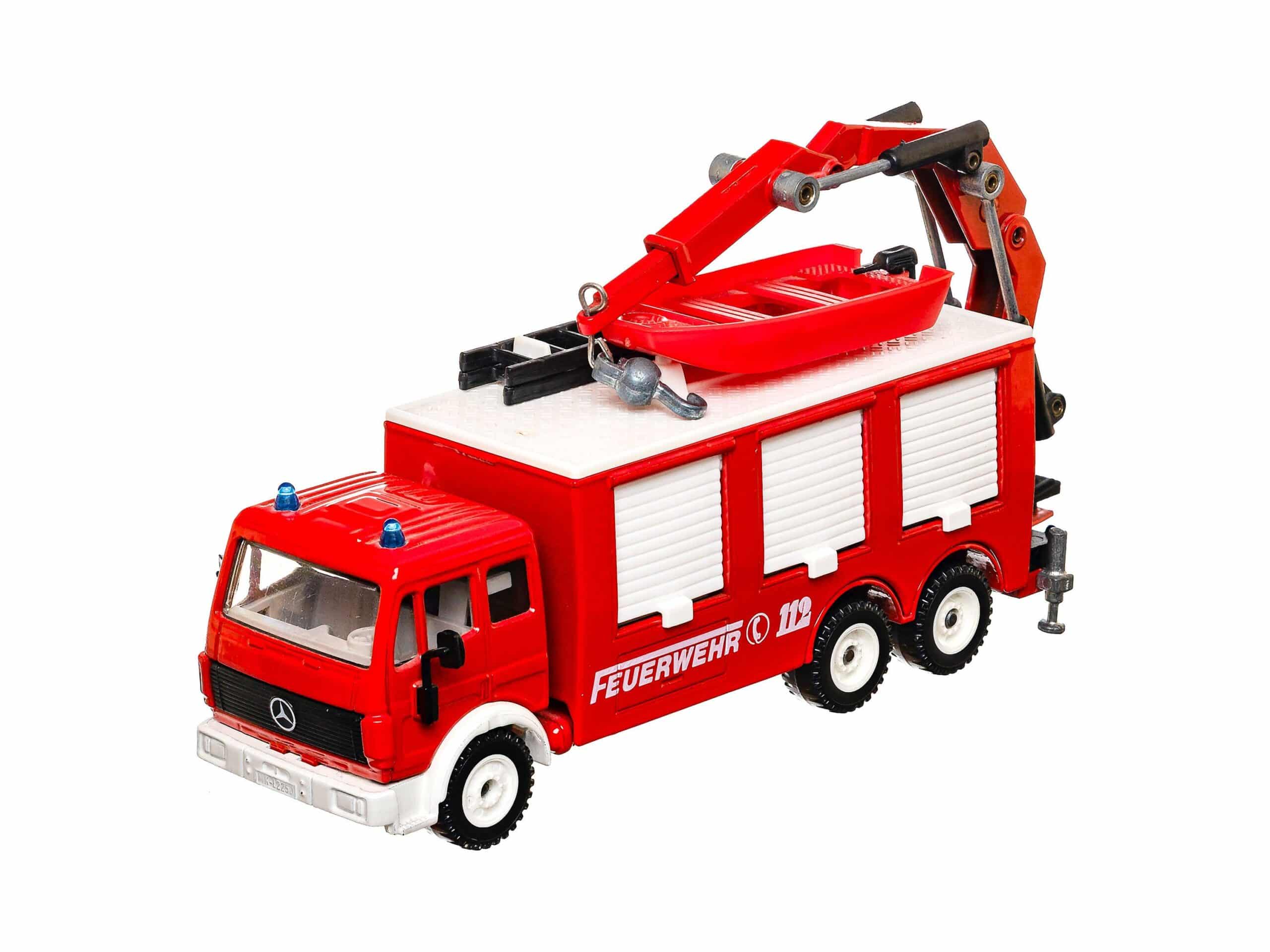 Siku 3512 Feuerwehr Rüstwagen (Mercedes) 1:55 1 Siku 3512 Feuerwehr Rüstwagen (Mercedes) 1:55