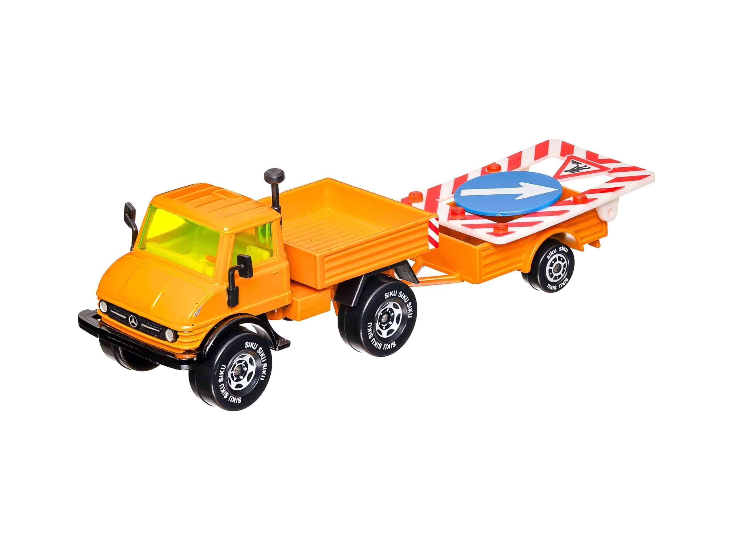 Siku 2215 Mercedes Unimog mit Absperrtafel 1:55 OVP 3 Siku 2215 Mercedes Unimog mit Absperrtafel 1:55 OVP – Bild 3