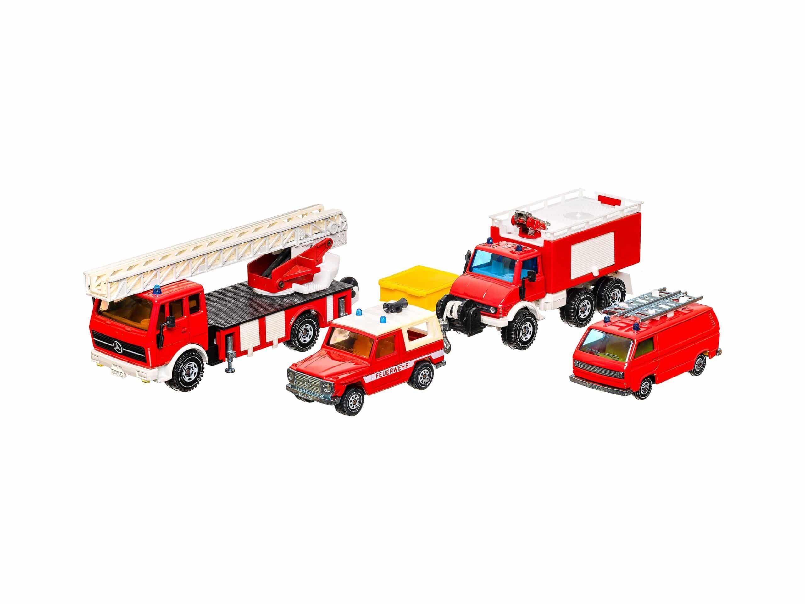 Siku 6313 Feuerwehr Set Drehleiter Löschfahrzeug Unimog 1:55 OVP 3 Siku 6313 Feuerwehr Set Drehleiter Löschfahrzeug Unimog 1:55 OVP – Bild 3