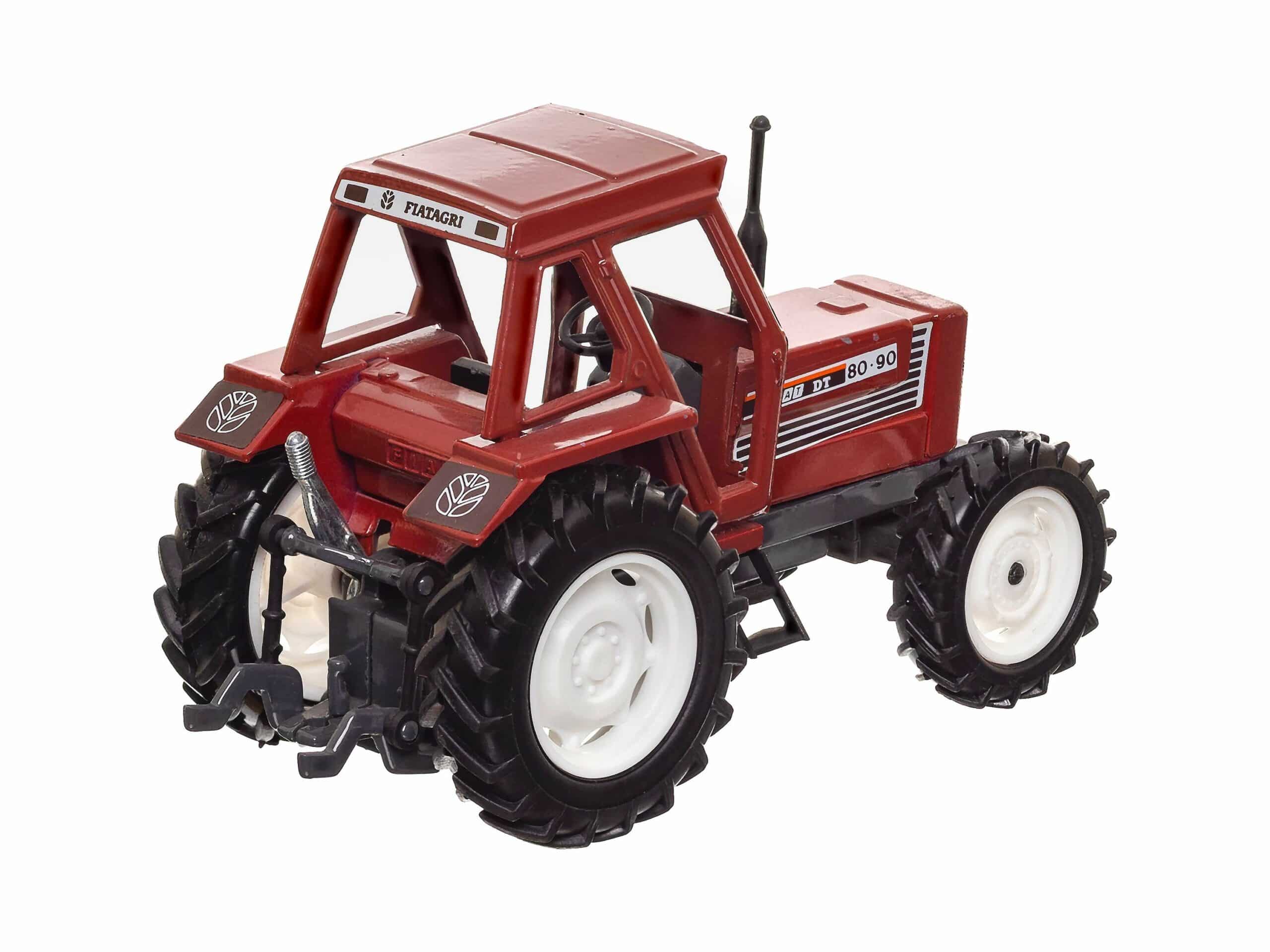 Britains Fiat 80 90 DT Traktor 1:32 2 Britains Fiat 80 90 DT Traktor 1:32 – Bild 2