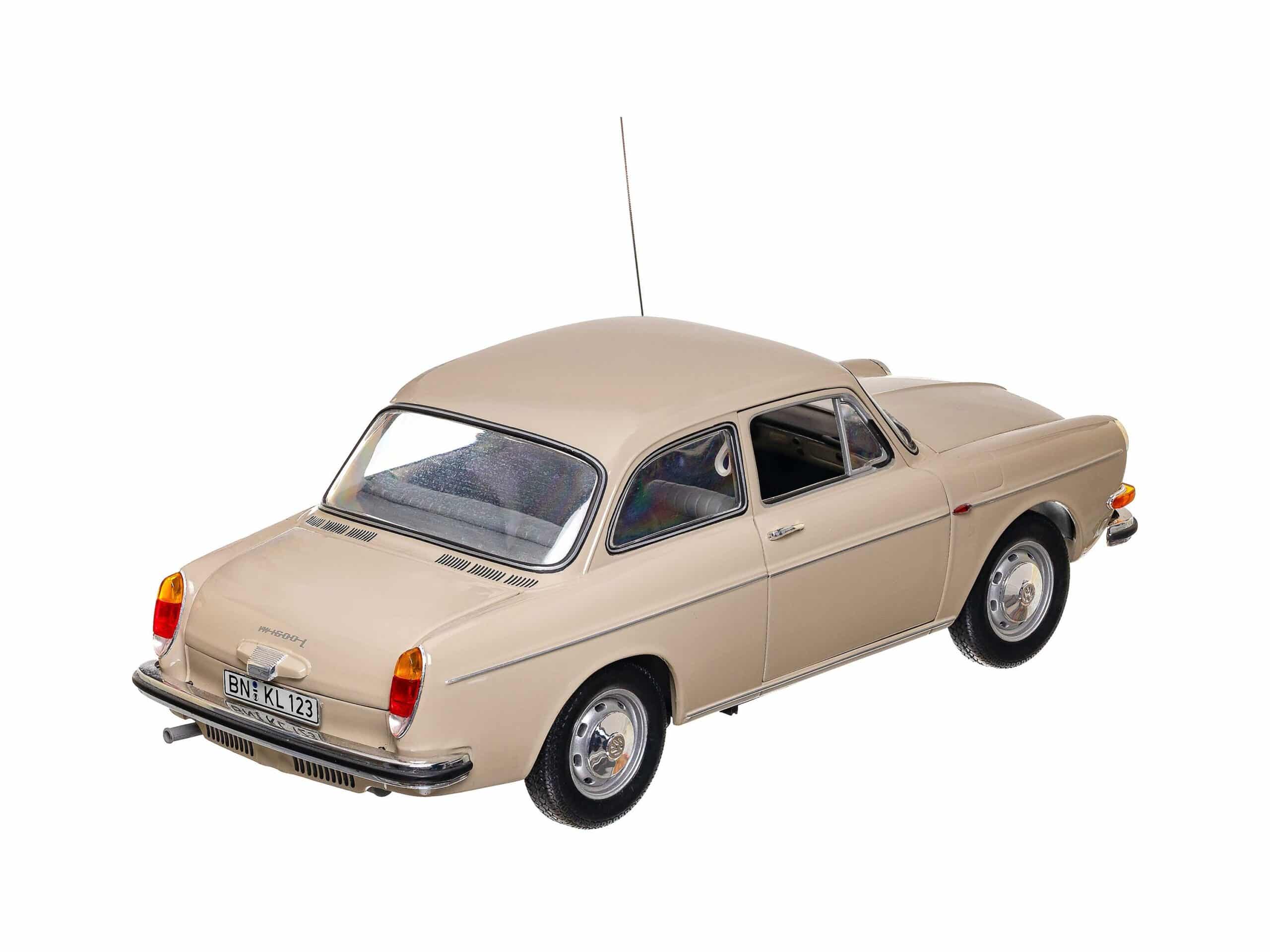 Minichamps VW 1600L 1970 1:18 OVP 5 Minichamps VW 1600L 1970 1:18 OVP – Bild 5