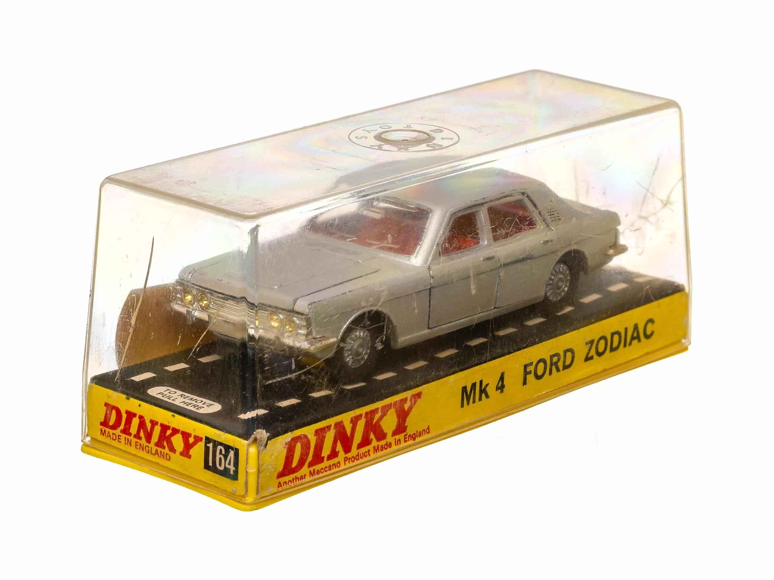 Dinky 164 Dinky Mk 4 Ford Zodiac 1:43 OVP 1 Dinky 164 Dinky Mk 4 Ford Zodiac 1:43 OVP
