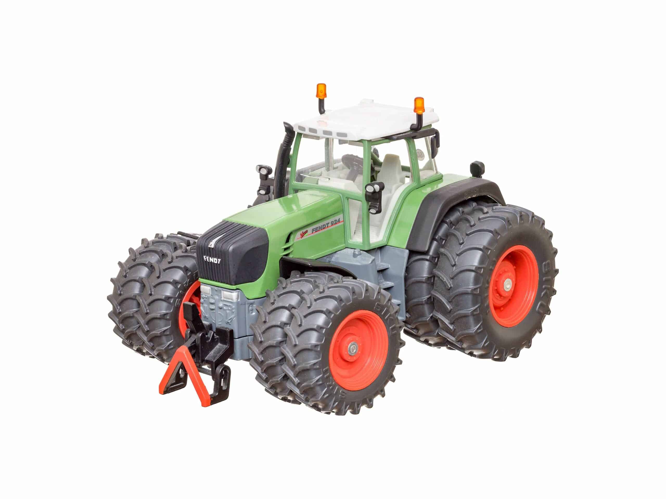 Siku Farmer 3257 Fendt 924Vario mit Doppelbereifung 1:32 1 Siku Farmer 3257 Fendt 924Vario mit Doppelbereifung 1:32